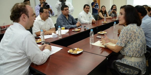 Se suma UNACH al proyecto televisivo ?Chiapanecos en el Mundo?, que se transmitir&aacute; por Canal 10