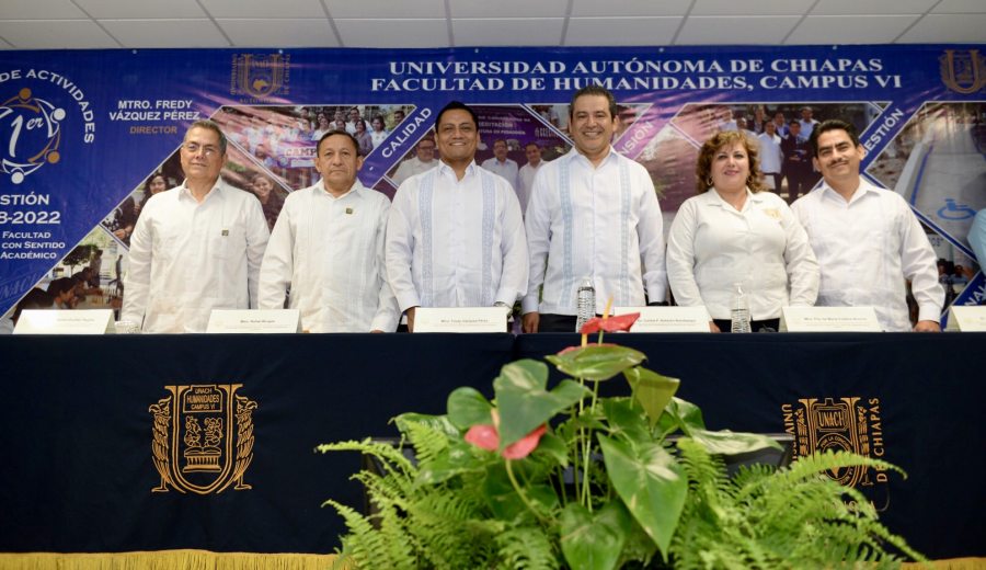Rinde el director de la Facultad de Humanidades, Campus VI de la UNACH, Fredy Vázquez Pérez, su Primer Informe de Actividades