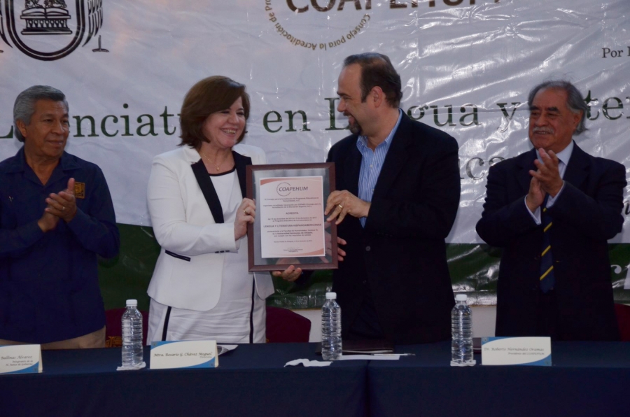  Otorgan a Licenciatura en Lengua y Literatura Hispanoamericanas de la UNACH acreditación nacional