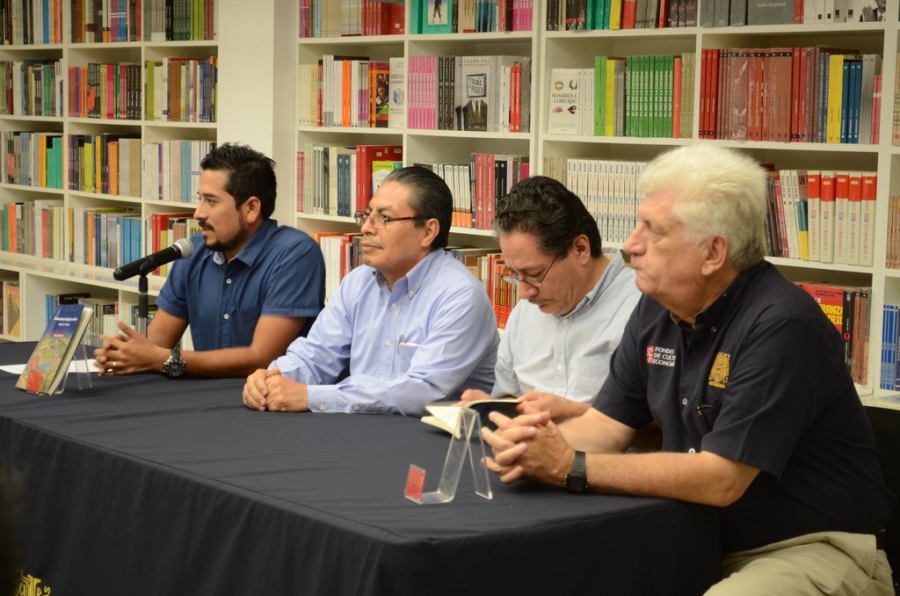 Presentan en la UNACH el libro “Conocimiento, Lenguaje y Cultura”