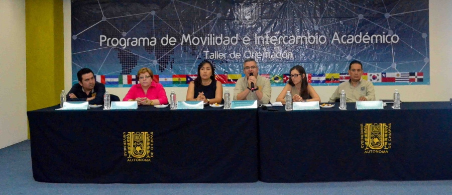 Capacitan a alumnos de la UNACH que participan en los programas de movilidad nacional e internacional