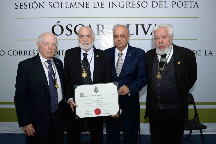 En la UNACH Distinguen al poeta  Oscar Oliva  como Miembro Correspondiente de la Academia Mexicana de la Lengua
