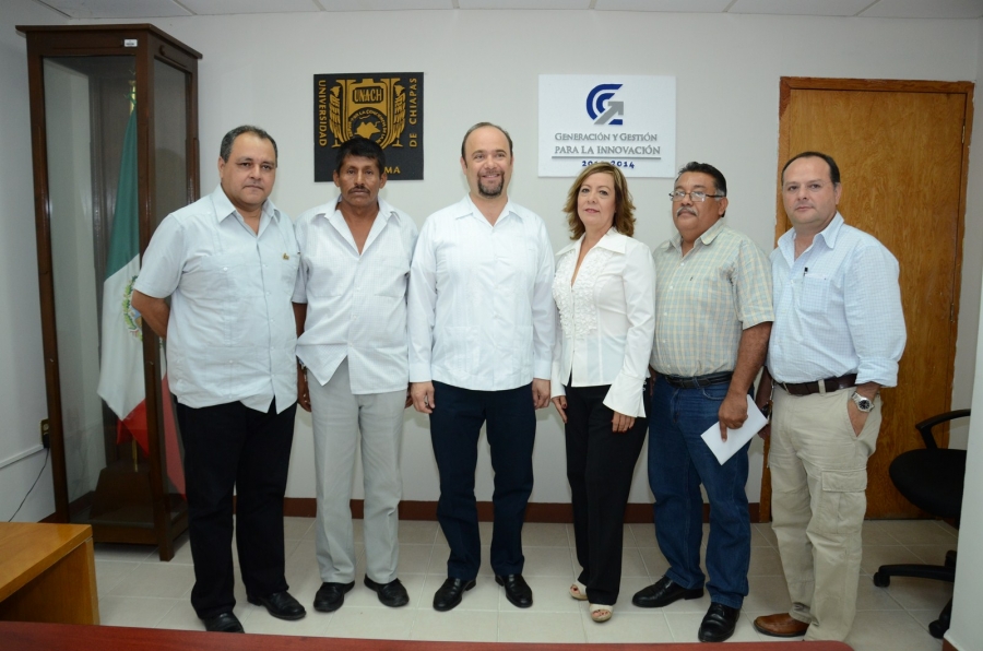 Reafirma UNACH su política de vinculación con organizaciones del sector empresarial