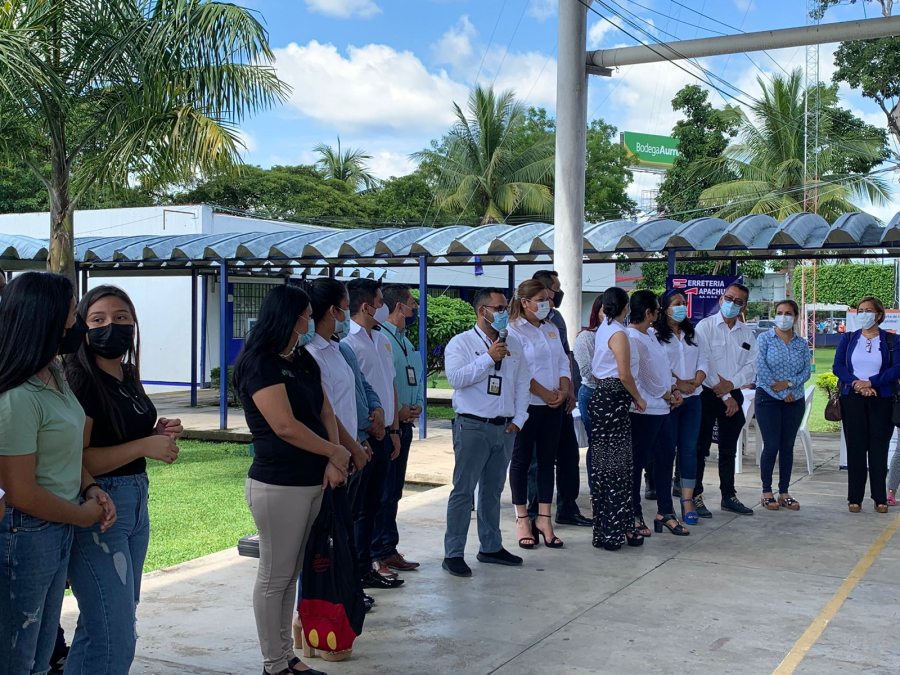 Realizan la 1ra Feria de Empleo Universitaria en la Facultad de Ciencias de la Administración, Campus IV de la UNACH