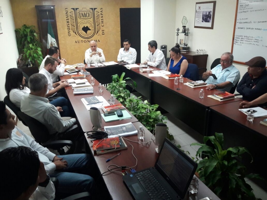 Impulsa UNACH la producción editorial de los universitarios