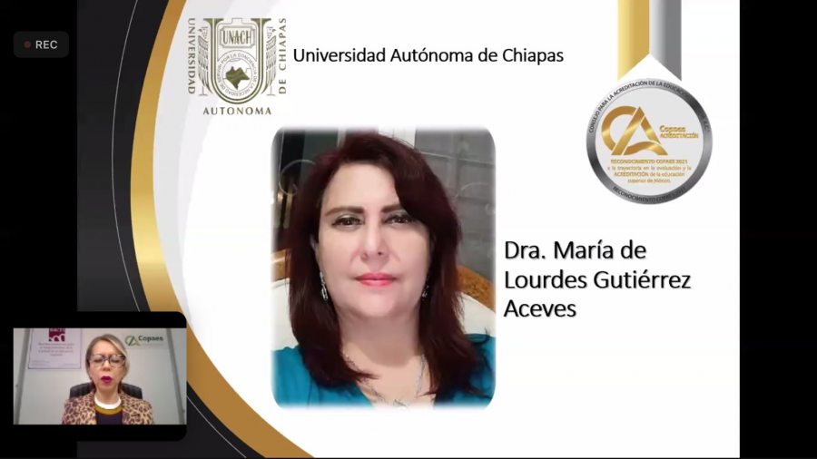 Académica de la UNACH recibe reconocimiento Nacional