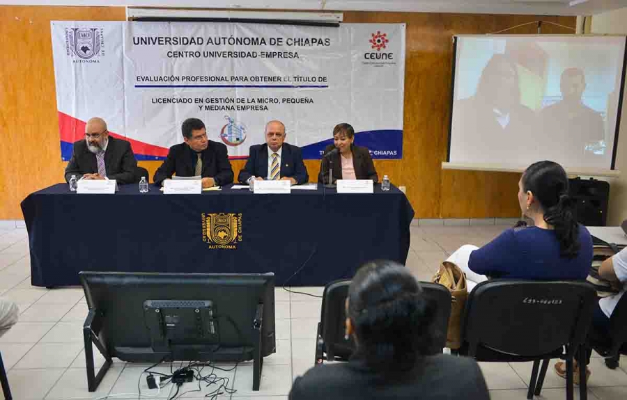 Obtiene estudiante argentina del Sistema de Educación a Distancia de la UNACH su título a través del Reconocimiento al Mérito Académico