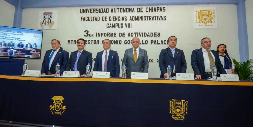 Campus Comitán de la UNACH atiende a jóvenes originarios de 11 estados de la República
