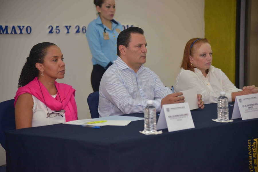 Reitera UNACH su compromiso con la difusión de los derechos de las mujeres y la equidad de género
