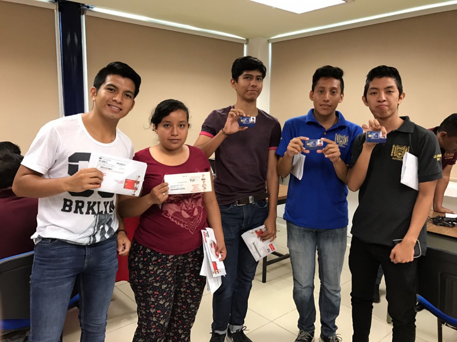  Entregarán más de mil 800 Tarjetas Universitarias Inteligentes a jóvenes de nuevo ingreso en la UNACH