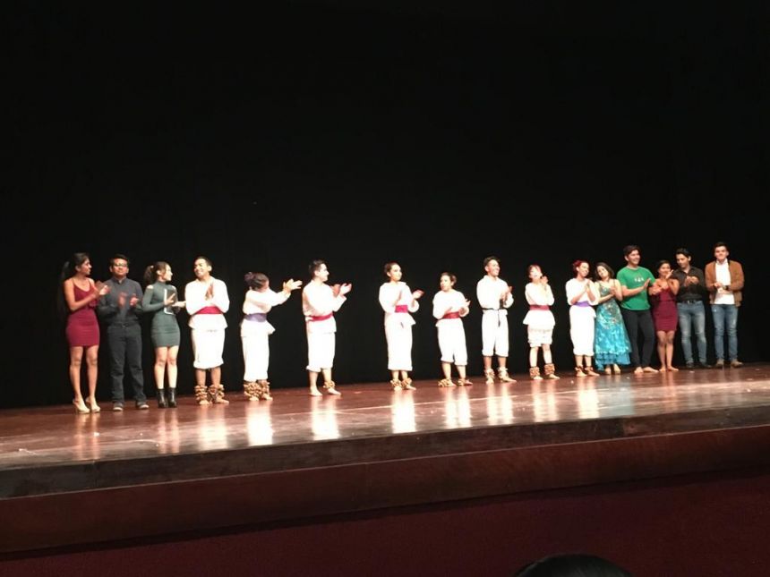 Concluyen sus estudios la segunda generación de la Licenciatura en Danza que se imparte en la UNACH