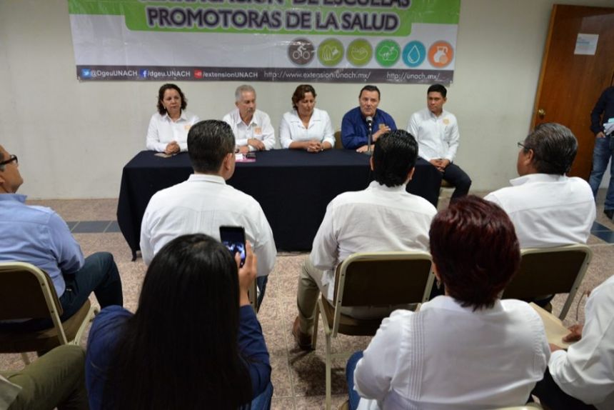 En Tapachula Reciben Escuelas y Facultades de la UNACH Certificación como Promotoras de Salud