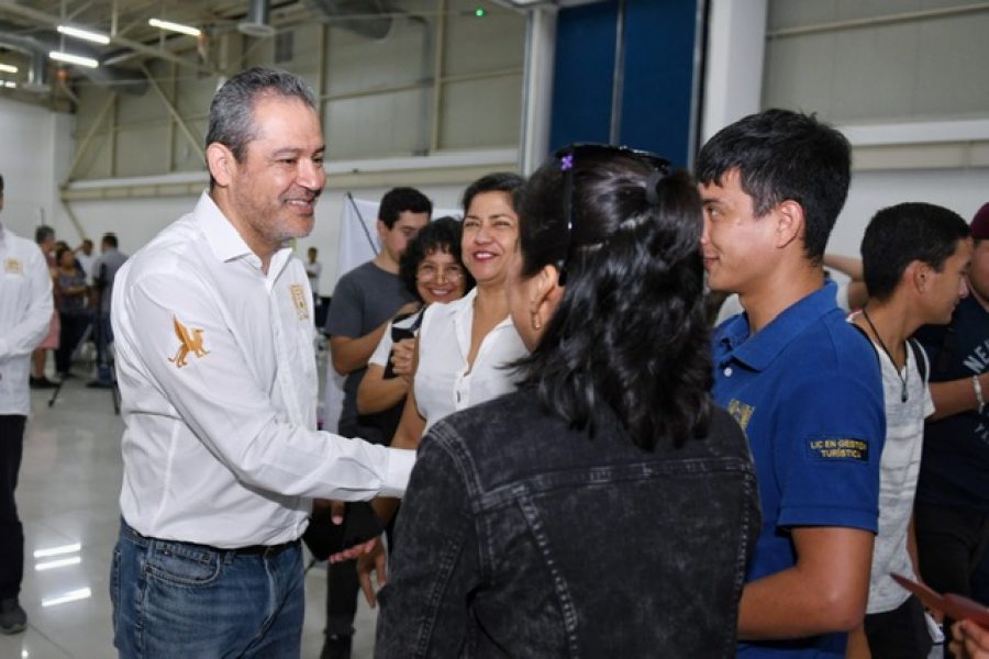 Se realizó con éxito la Tercera Feria Nacional de Empleo Familia UNACH para la Inclusión Laboral de la Juventud 2023