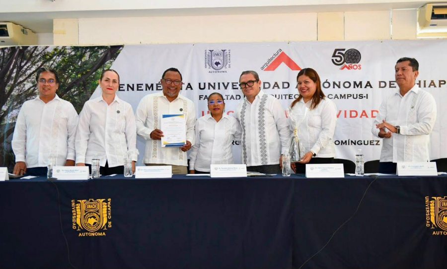 Presentan avances acad&eacute;micos y el crecimiento de la infraestructura de la Facultad de Arquitectura de la UNACH