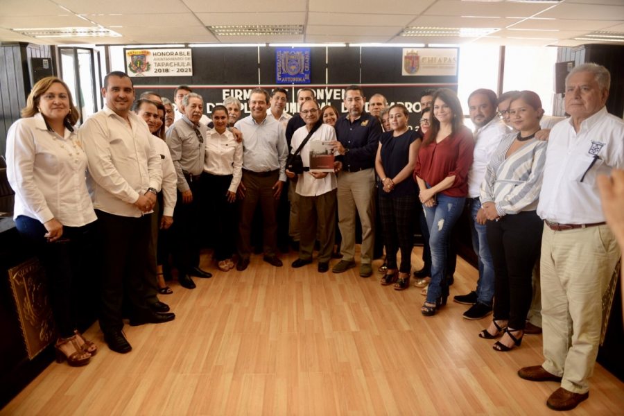 Entrega UNACH Plan Municipal de Desarrollo al Gobierno de Tapachula