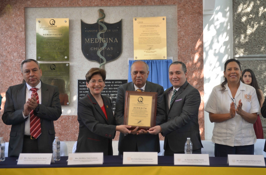 Reconocen a nivel nacional  la calidad de la Licenciatura en Médico Cirujano que imparte la UNACH