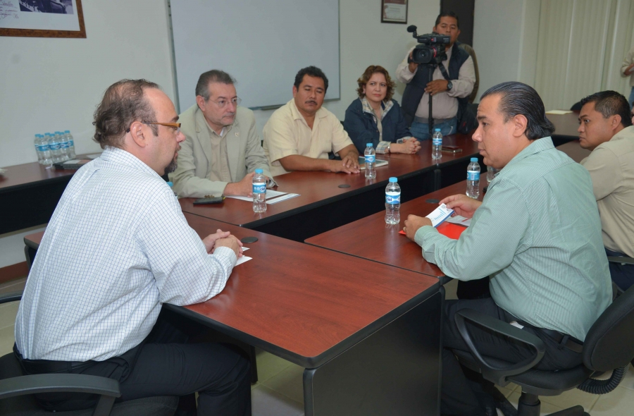 Beneficia la banca privada con  becas de movilidad nacional e internacional a  más de 160 alumnos y docentes de la UNACH