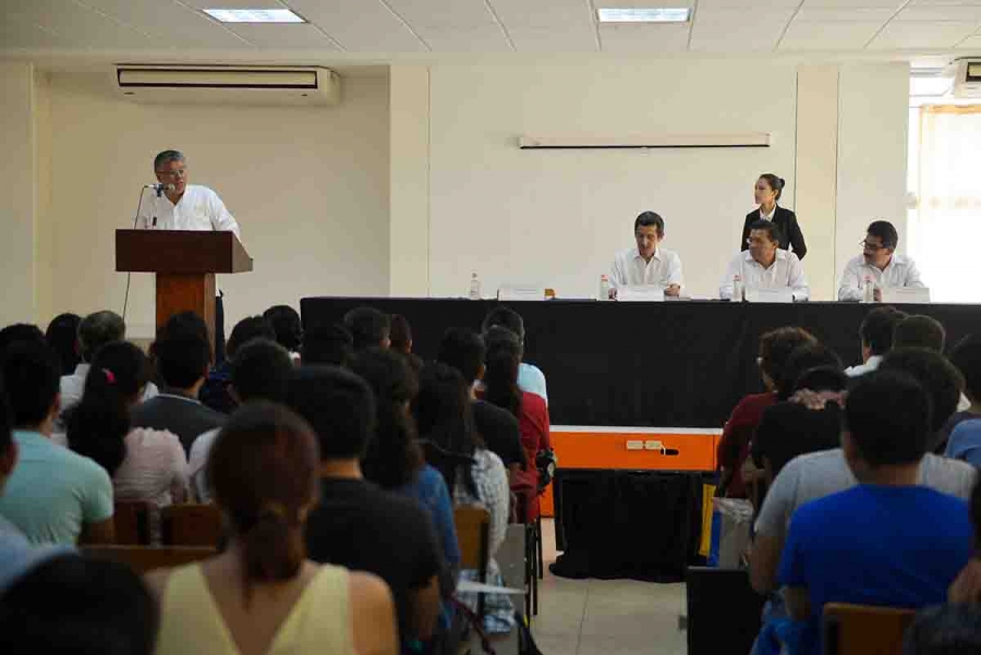 Rinde el director de la Facultad de Arquitectura de la UNACH Berzaín Cortes Martínez su Tercer Informe de Actividades