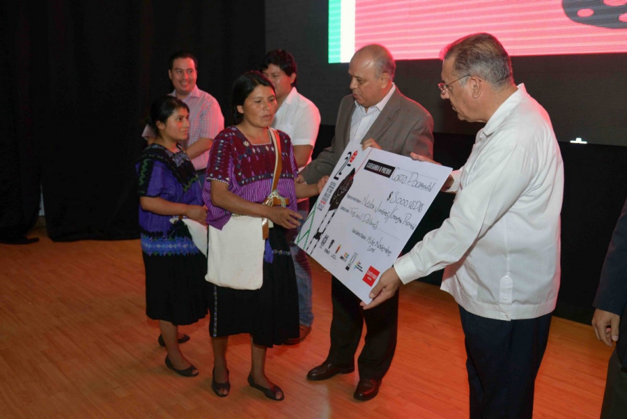 Entregan los premios a ganadores del Segundo Festival Internacional de Cine de la UNACH