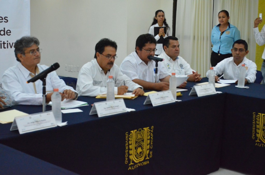 Destacan autoridades federales y estatales aporte de la UNACH en las tareas para extender el conocimiento sobre actividades pecuarias