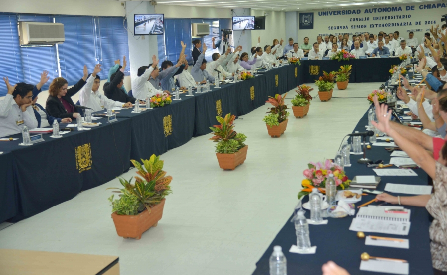  Toman protesta a nuevos integrantes del Consejo Universitario de la UNACH