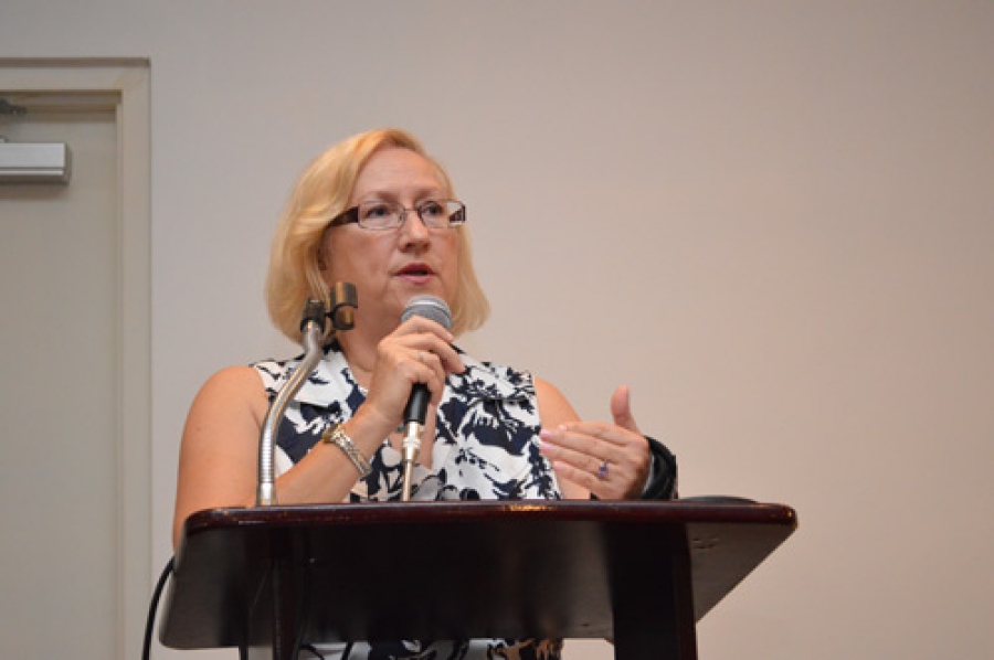 Impartirá especialista norteamericana curso sobre violencia de pareja en la UNACH