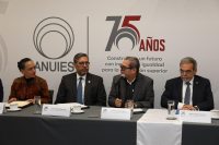 Suscribe UNACH convenio con la COMAR