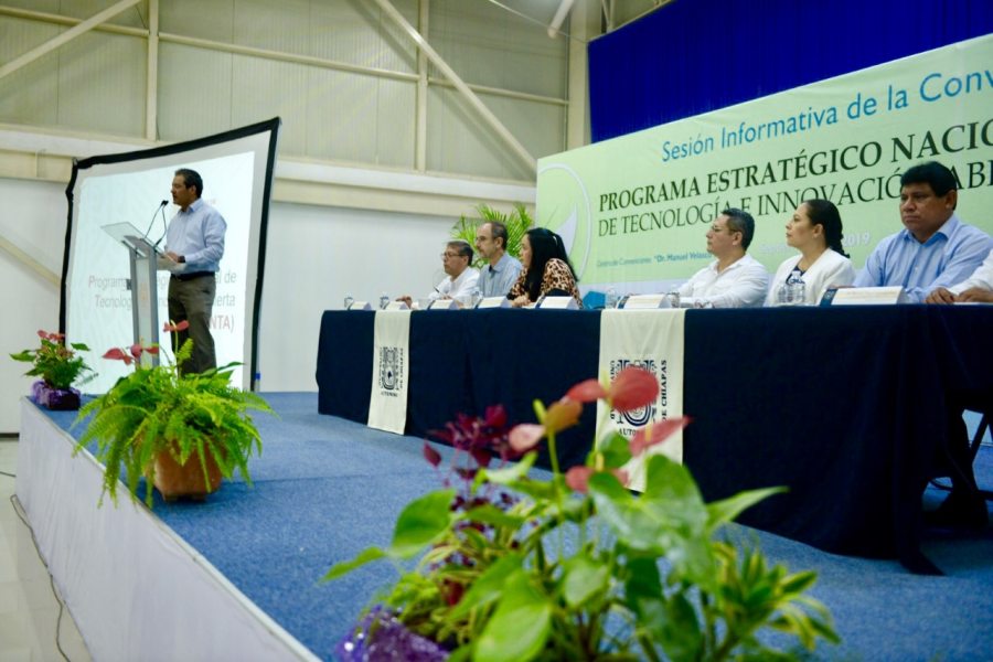 Presentan en la UNACH el programa PENTA de CONACYT