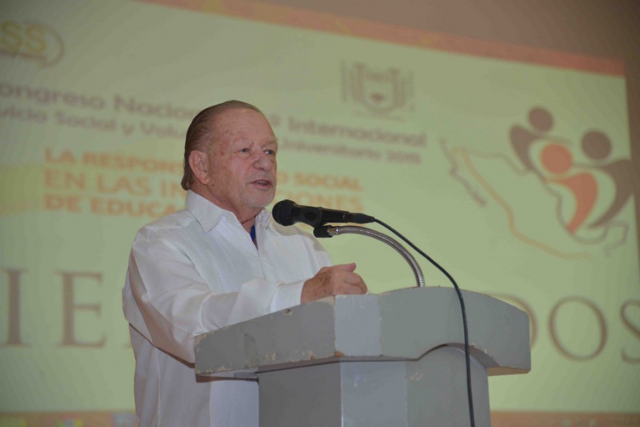 Deben las universidades trabajar en la prospectiva del desarrollo del país