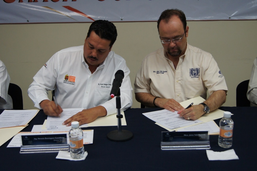 Firman convenio de colaboración UNACH y COMCAFE