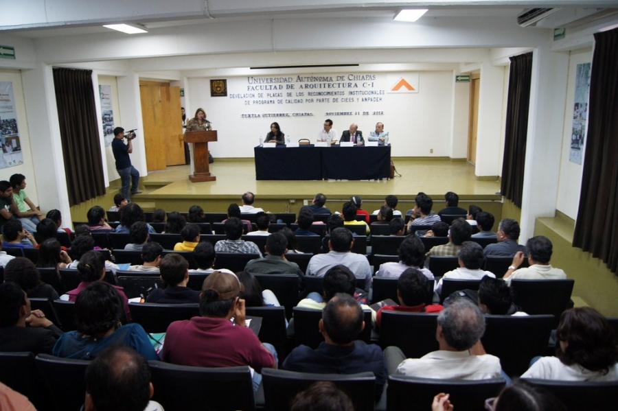 Reconocen órganos acreditadores nacionales calidad educativa de la Facultad de Arquitectura de la UNACH
