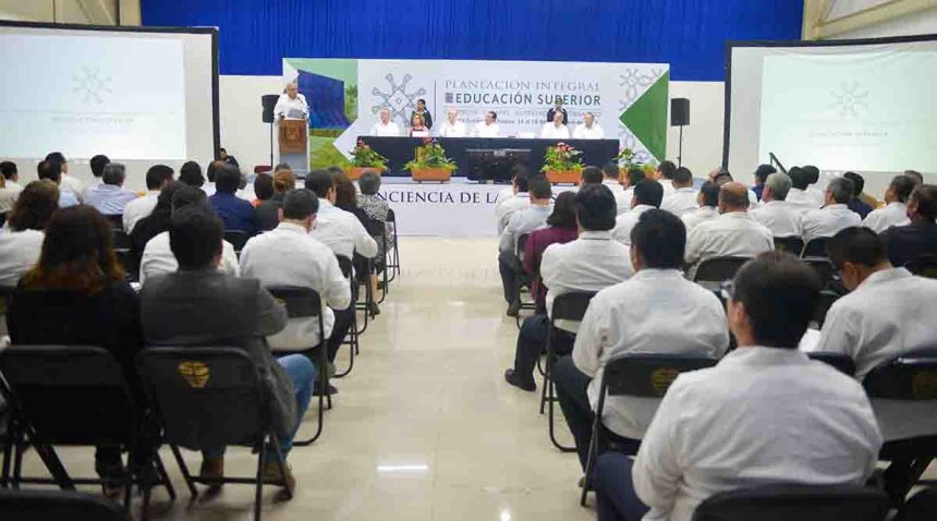 Se reúnen en la UNACH más de 80 rectores y directores de instituciones de educación superior públicas y privadas