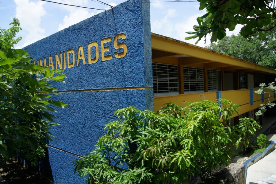 Impulsa UNACH educación digital para que adultos adquieran nuevos conocimientos  