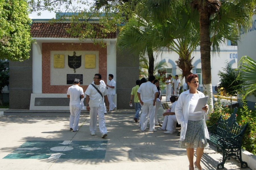 Aplicarán nuevo Plan de Estudios para la licenciatura de  Médico Cirujano en la UNACH