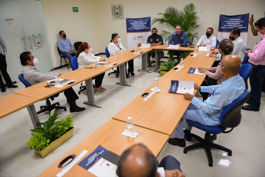 Benefician a docentes de la UNACH con el Programa Extraordinario de Retiro Voluntario