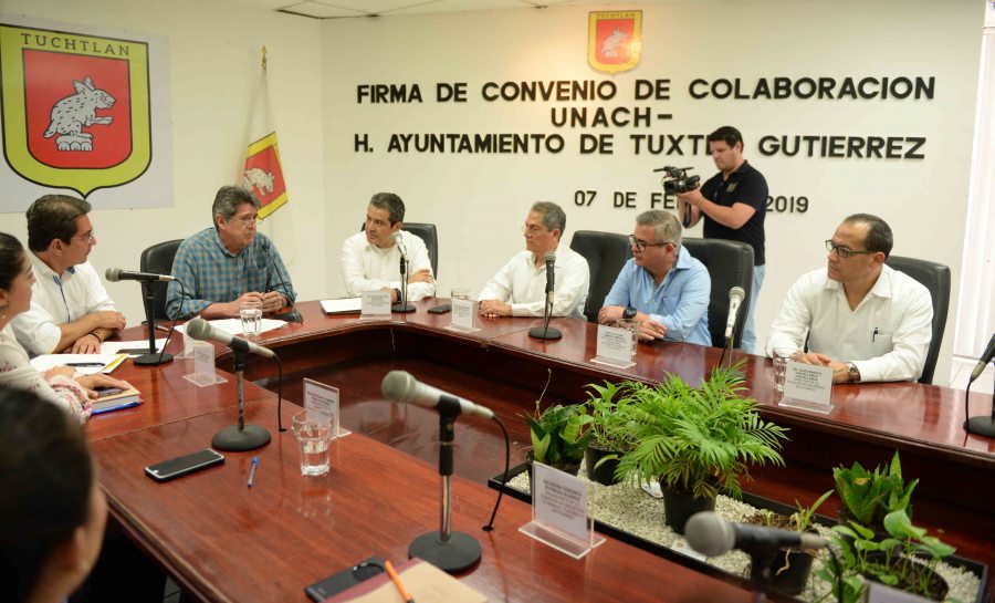 Firman UNACH y Ayuntamiento de Tuxtla Gutiérrez convenio de colaboración