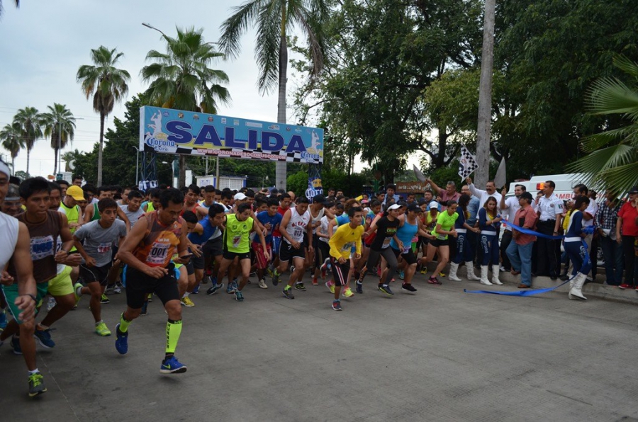 Más de mil 500 deportistas participaron en la Carrera Atlética Internacional organizada por la UNACH