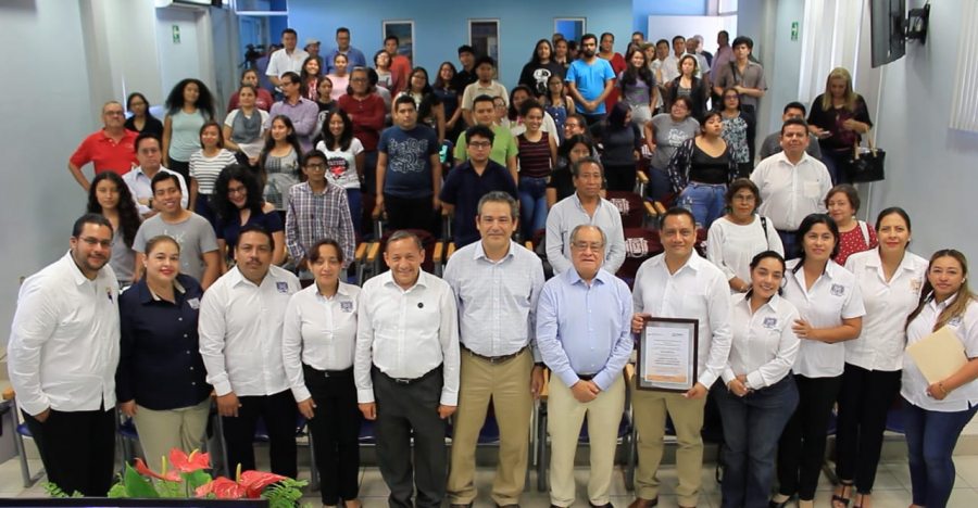 Refrendan acreditación nacional de la Licenciatura en Lengua y Literatura Hispanoamericanas ofertada por la UNACH