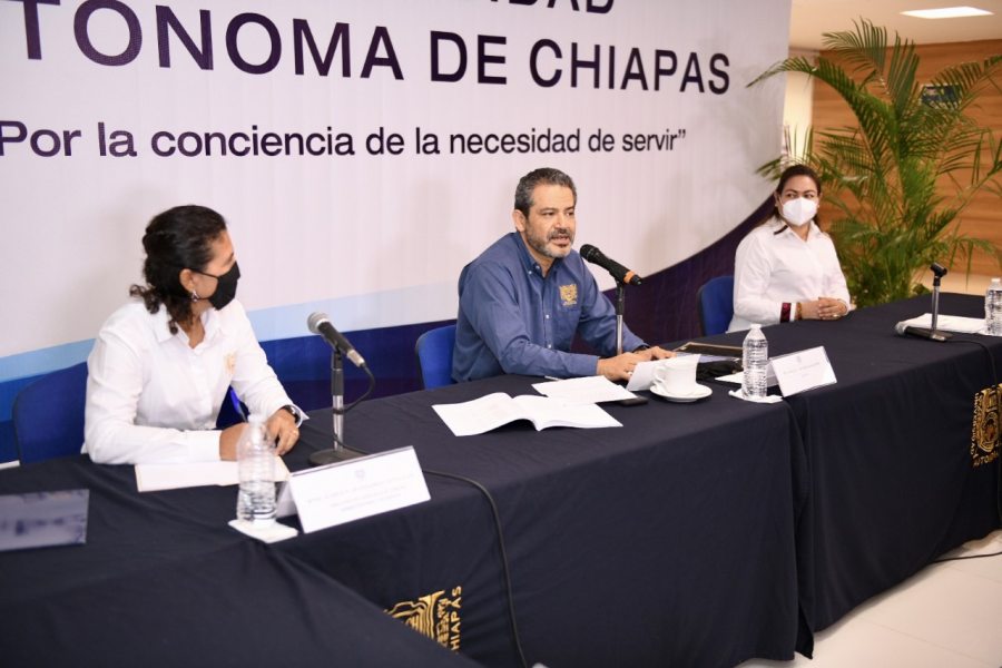 Alumnos de la UNACH en Arriaga realizan al cien por ciento sus prácticas profesionales