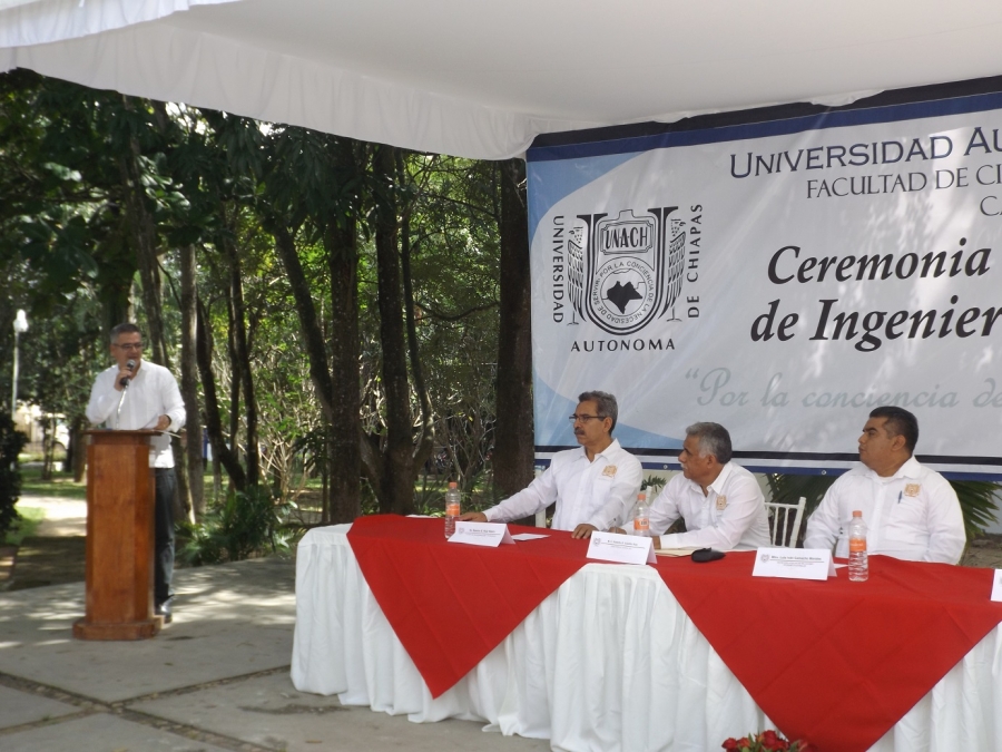 Se forman en la UNACH a profesionales con espíritu ético, humanista y conciencia social