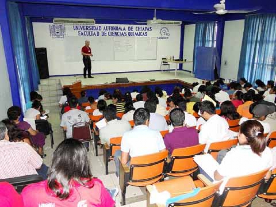 Congruente con Proyecto Académico 2010-2014 Se vincula UNACH con instituciones de salud y de educación con Jornadas Científicas y Congreso Internacional