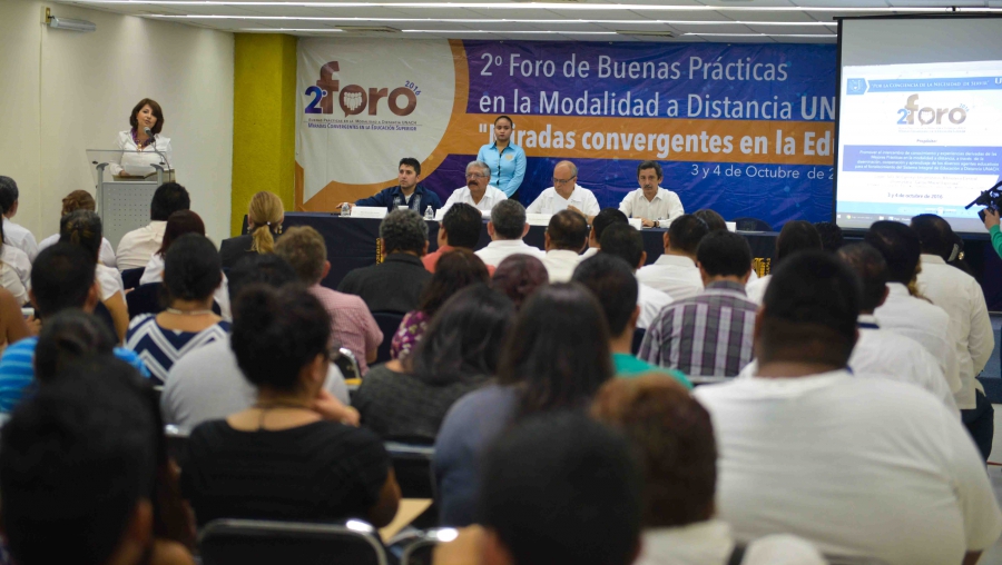  Participan especialistas nacionales y del estado en el  2º. Foro Buenas Prácticas en la Modalidad a Distancia UNACH