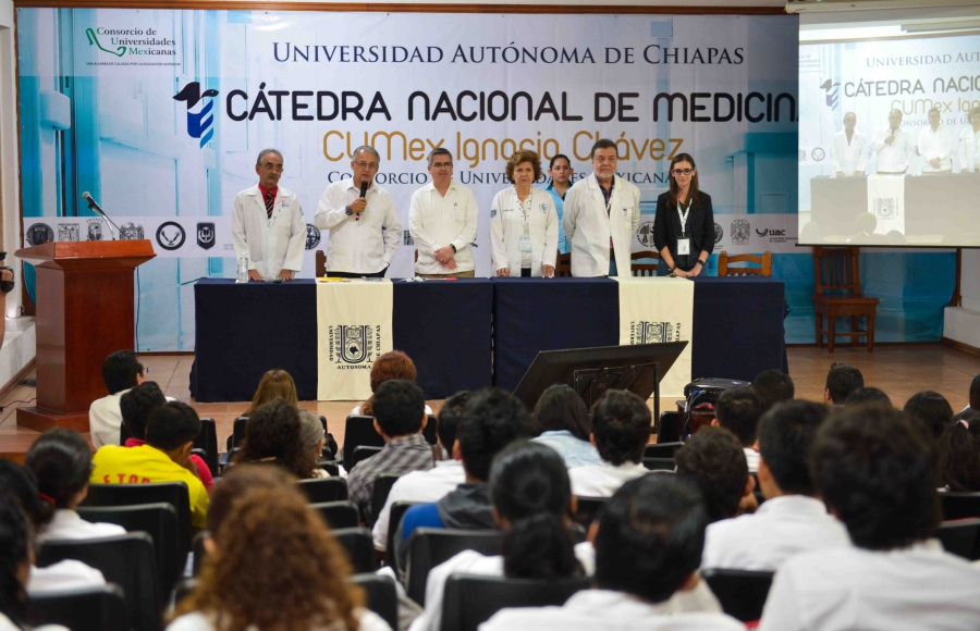 Participan más de mil 200 estudiantes, investigadores y docentes en la Cátedra CUMEX en Medicina “Ignacio Chávez”