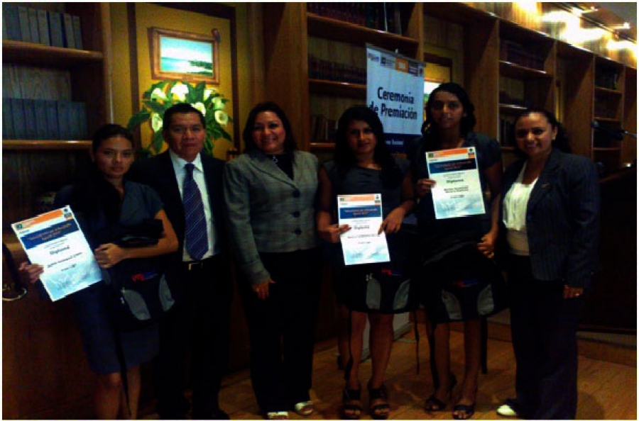 Ganan estudiantes de la UNACH Tercer Certamen Nacional  “Universitarios para el Desarrollo Agrario 2012”