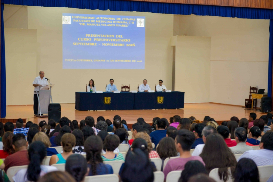 Destaca el rector de la UNACH, Carlos Eugenio Ruiz Hernández la calidad formativa de la Facultad de Medicina Humana