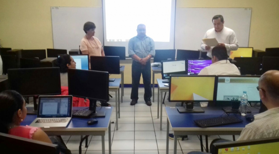 Imparten en la UNACH Seminario sobre Ingeniería de Software