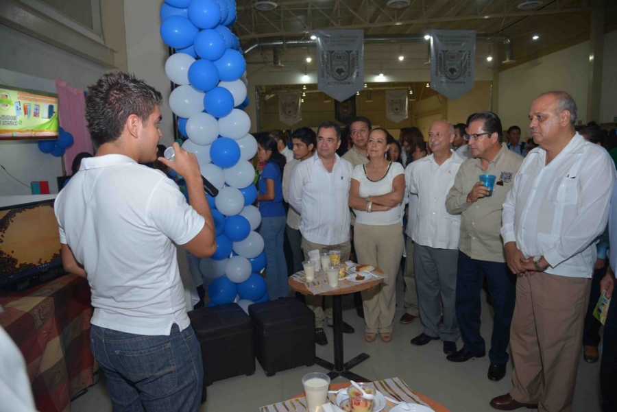 Presentan estudiantes de la UNACH proyectos de negocios para el sector turístico, servicios y tecnología