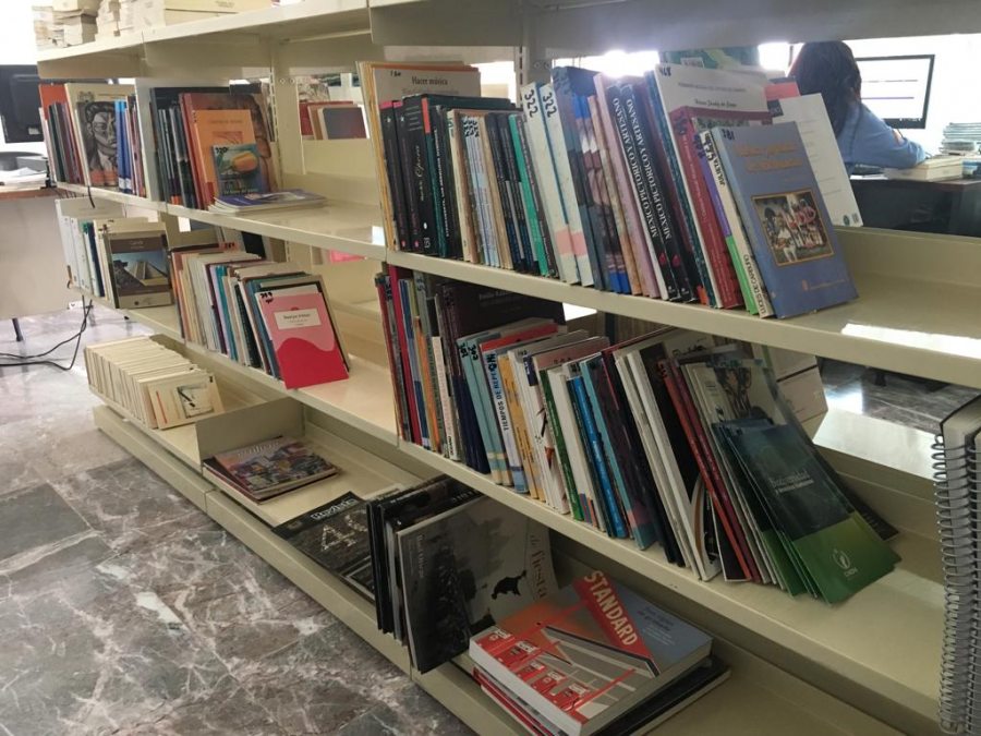 Invita UNACH a conocer las ediciones de la Biblioteca Itinerante de Coreografía