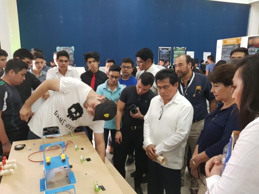 Presentan alumnos de la UNACH proyectos innovadores de utilidad para distintos rubros
