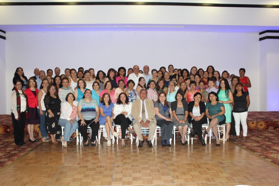 Reconocen esfuerzos de madres trabajadoras al servicio de la UNACH 
